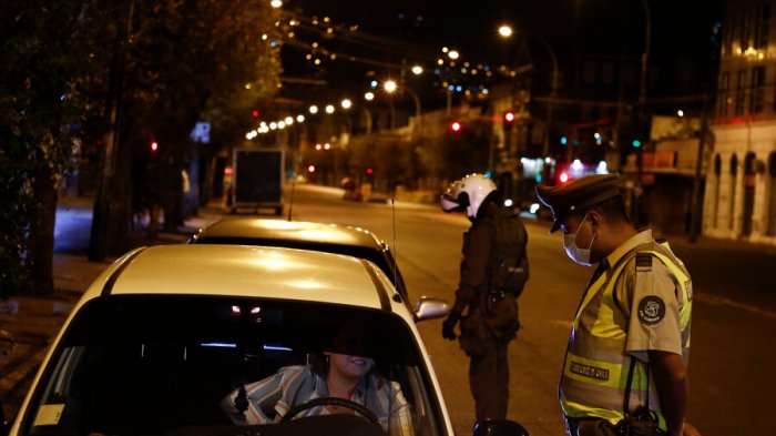 Toque de queda: Minsal adelantó que tres regiones podrían tener modificaciones