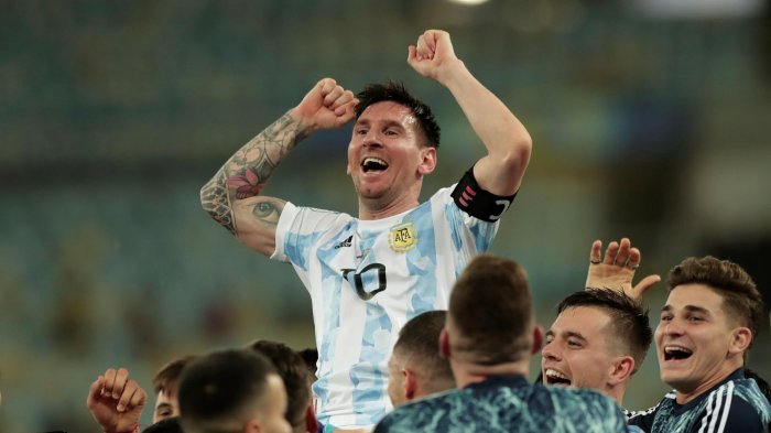 El aplaudido gesto de Messi para impedir que compañeros argentinos se burlaran de Brasil