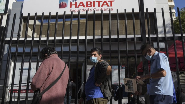 ¿Cuarto retiro del 10%? Diputado Marcos Ilabaca dice que 