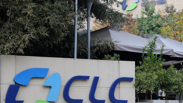 Médico que recomendó tercera dosis a presidente de CLC expuso su versión