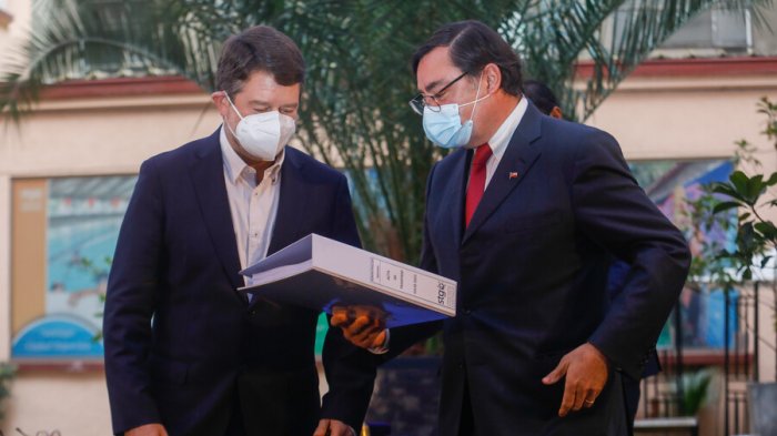 Claudio Orrego ya es el nuevo gobernador de la Región Metropolitana