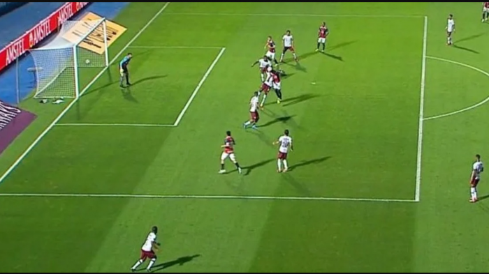 Conmebol suspende a árbitros chilenos Deischler y Gamboa tras 