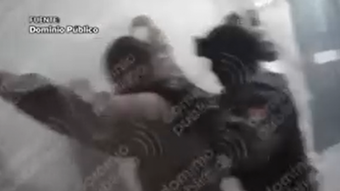 Video del “Chapo” Guzmán en la cárcel muestra como custodios le piden que se baje los pantalones y haga sentadillas