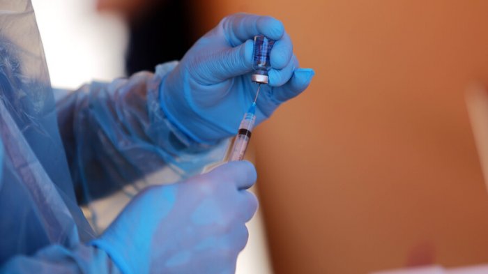 Estudio clínico de Sinovac en Chile registró un 2% de contagios y sin muertes por COVID-19