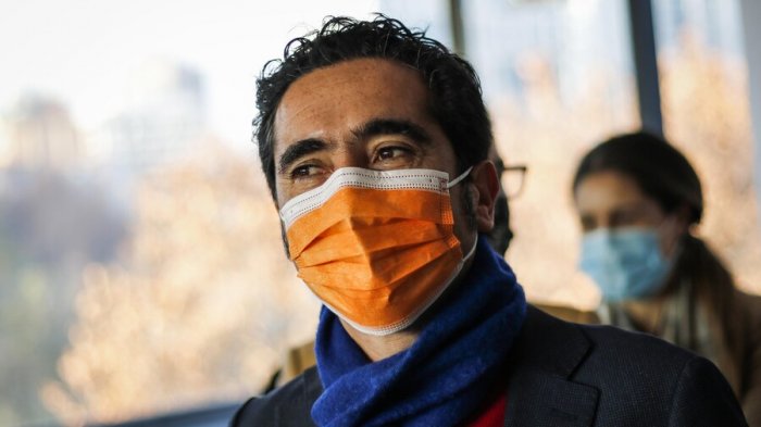 Briones: “Hay propuestas que te dicen que van a trabajar menos y van a ganar más y eso es chiva”