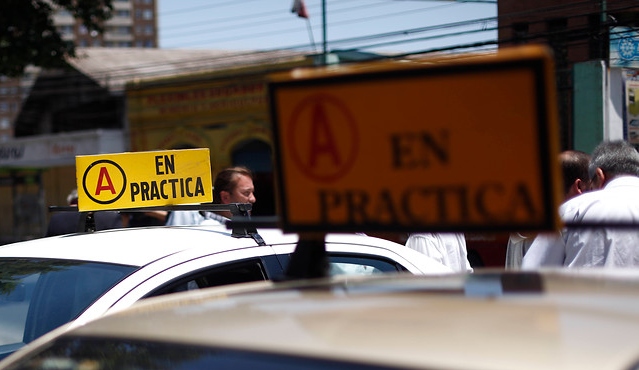 49% de los postulantes para obtener licencia de conducir clase B reprueban por el examen teórico