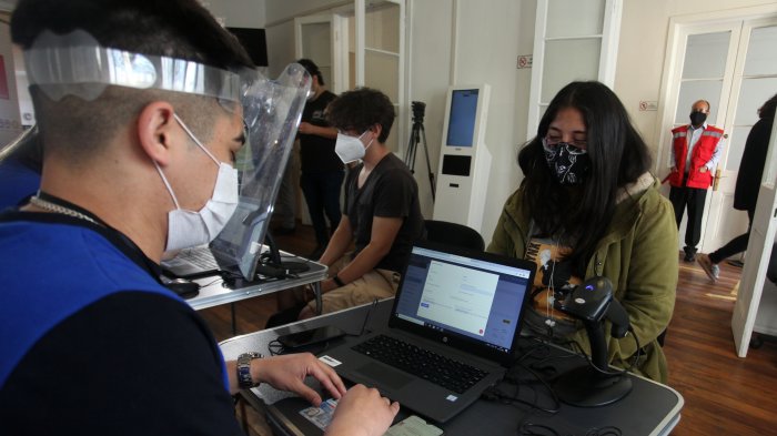 El 31 de julio es el último día para renovar la TNE: ¿Cómo se realiza el trámite?