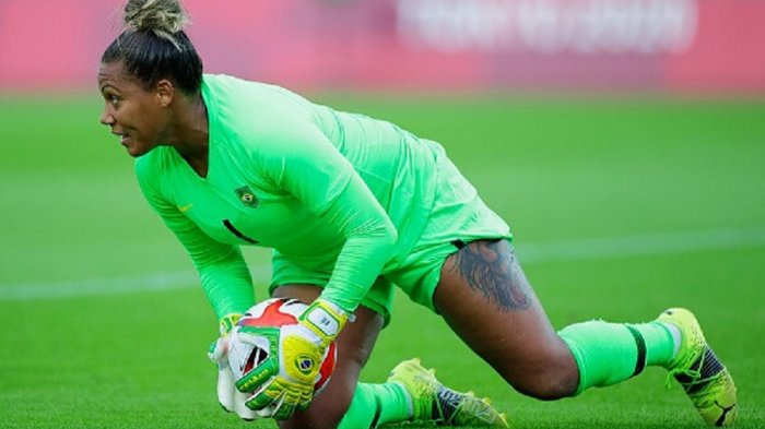 Periodista holandés generó polémica tras ofender a futbolista brasileña: 