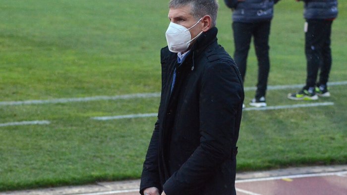 Curicó se queda sin entrenador: Martín Palermo renunció a la banca de los torteros