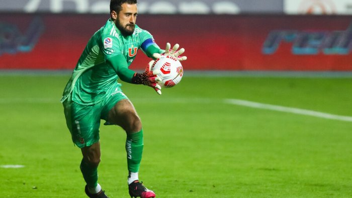 De Paul arriesga dura sanción tras conocerse informe arbitral de su expulsión ante Curicó