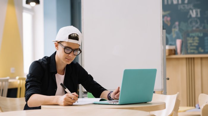 Del 6 al 8 de agosto: Cómo inscribirse a la feria de postulación de educación superior vía online