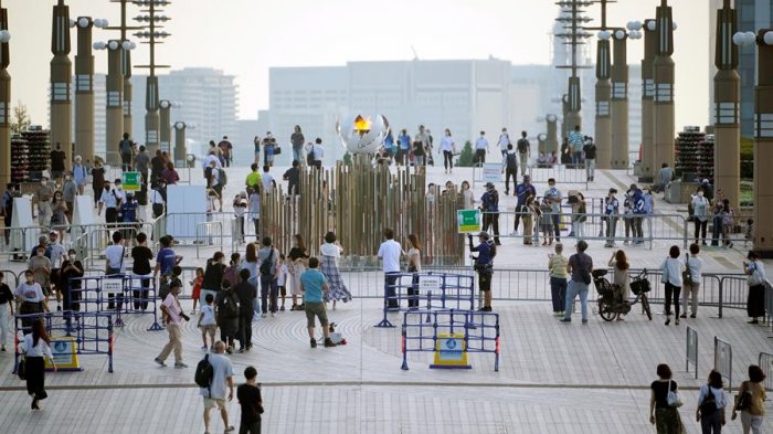 Tokio vuelve a romper su récord de casos nuevos de COVID-19: Autoridades descartan que aumento sea por los JJ.OO.