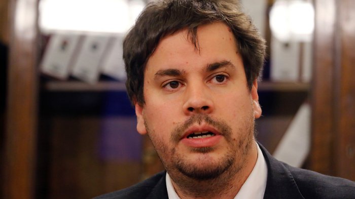 Álvaro Bellolio respondió que dichos de HRW son “basados en activistas que defienden la migración descontrolada”