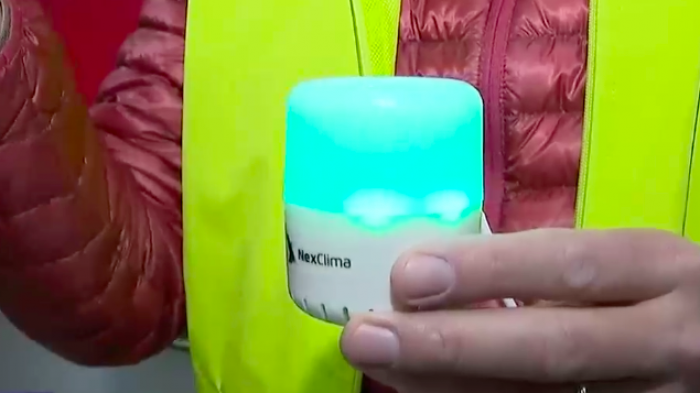 Retorno a clases: Así son los medidores de CO2 instalados en las salas de colegios de Renca