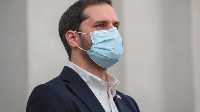 Bellolio confirmó que el Gobierno trabaja en un plan para tener “un 18 seguro”