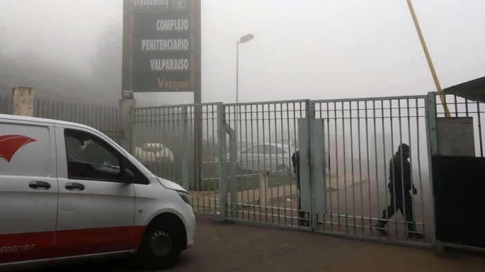 Capturan a reo que se había fugado de la cárcel de Valparaíso: Fue encontrado en el mall con un carnet falso
