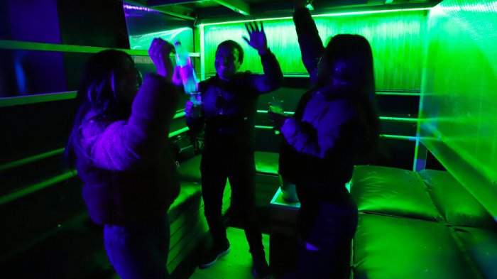 Discos en Valparaíso y Viña del Mar reabrieron después de más de un año sin funcionar