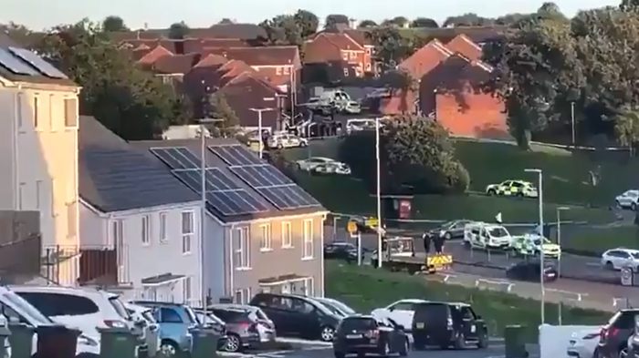 Primer tiroteo en 11 años en Gran Bretaña terminó con 6 muertos: Sospechoso está entre los fallecidos