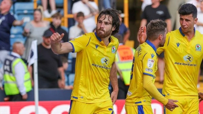 Imparable: Ben Brereton marcó gol de cabeza en empate del Rovers ante Millwall