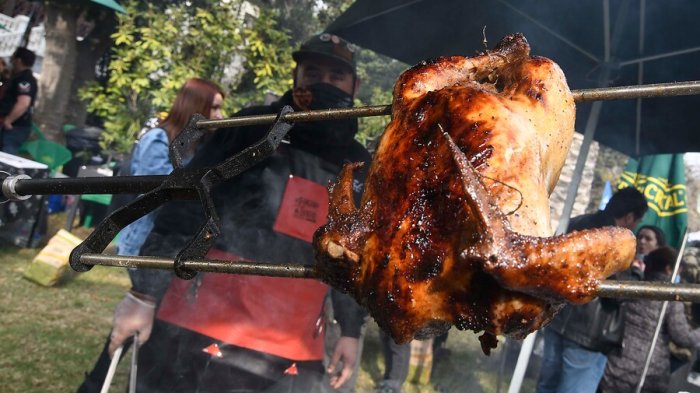 15 grupos buscan el premio: Valparaíso alberga el primer torneo para definir al mejor parrillero de Chile