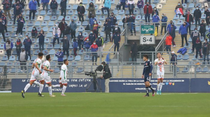 Cobresal frenó sorpresivamente a la U en Rancagua con el retorno de los hinchas a las tribunas