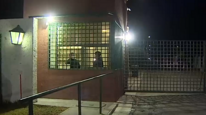 Violento asalto afectó a familia en Calera de Tango: Delincuentes maniataron niños y adultos