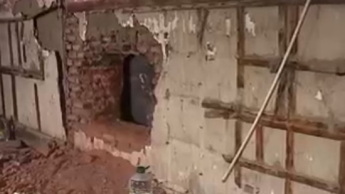 Cuatro detenidos por robo frustrado en Santiago centro: Hicieron forado para sustraer motos