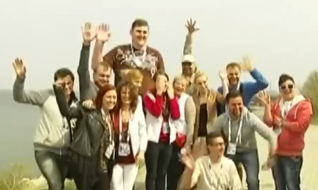 Muere el hombre más alto de Estados Unidos a los 38 años: Medía 2.35 metros