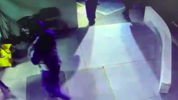 Trabajador de bencinera fue atacado por un cliente en Lo Barnechea: Perdió dos de sus dedos