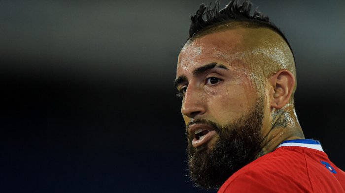 Vidal advierte que jugará en eliminatorias pese a medida de la Serie A: 