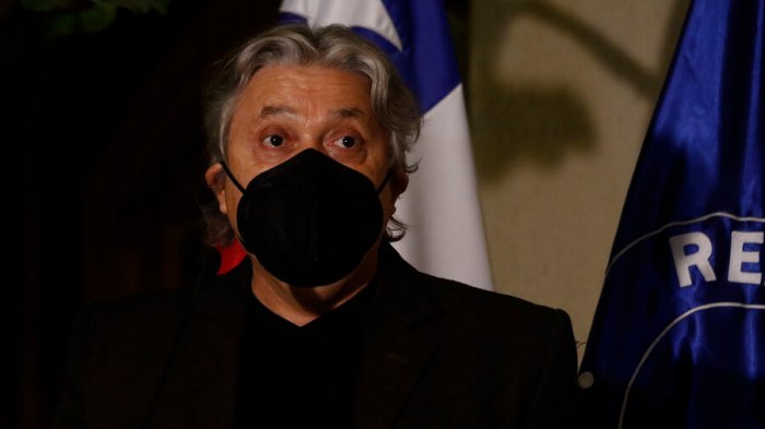 Senador Navarro renuncia al PRO: Apoyará la candidatura presidencial de Yasna Provoste