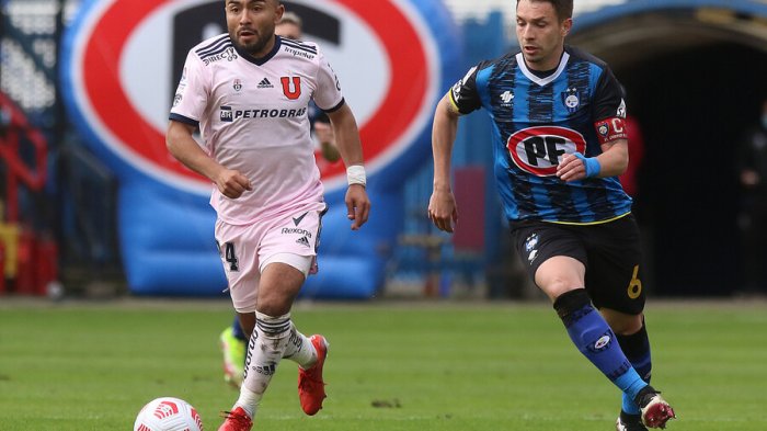 La U rescata un agónico empate en su visita a Huachipato y se aleja de la cima