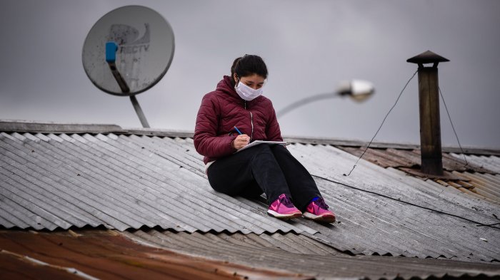 Camila Vallejo presenta proyecto de ley que garantiza internet estable y veloz para alumnos vulnerables