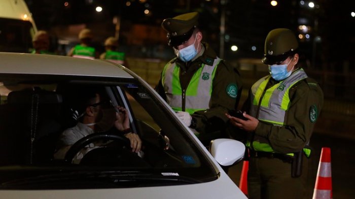 Toque de queda comienza a la medianoche este miércoles en la RM: Lo que debes saber tras la modificación del Minsal