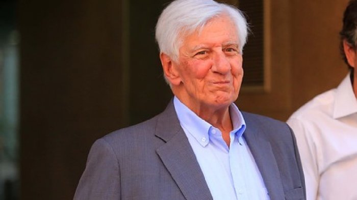 El detalle de la querella por malversación de fondos en Vitacura: Exalcalde habría recibido millones en efectivo