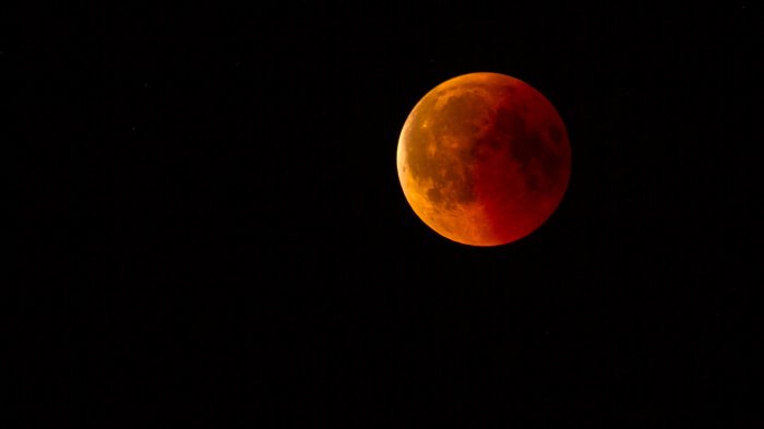 Este año se cerrará con un eclipse lunar: ¿Cuándo es y dónde se podrá ver?