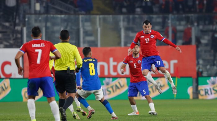 Medel mantiene el optimismo pese a derrota ante Brasil: “Lo único que no está permitido es bajar los brazos”