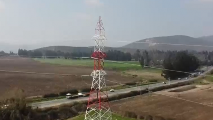 Empresa cuestionada por alud y afectación a fauna: Vecinos en guerra contra torres eléctricas por impacto ambiental