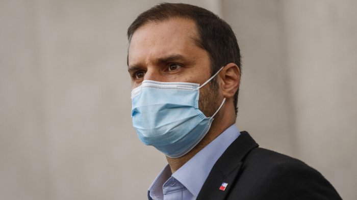 Cuarto retiro: Bellolio lamenta votos oficialistas y pide que “se pongan la mano en el corazón y piensen en Chile”