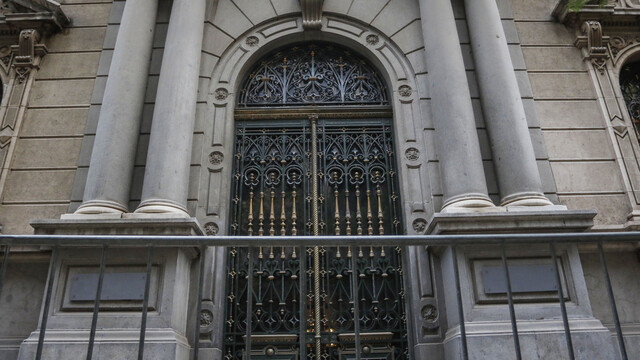 Presunto suicidio de gendarme en Tribunal Constitucional es investigado por la PDI