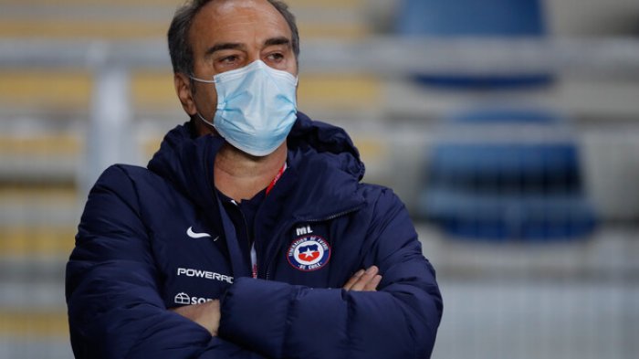 Un punto de nueve: Tuiteros piden la salida de Lasarte tras dura derrota ante Colombia