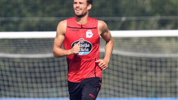 Fichaje de emergencia: Venezolano-alemán llega a Colo Colo minutos antes del cierre del mercado de pases