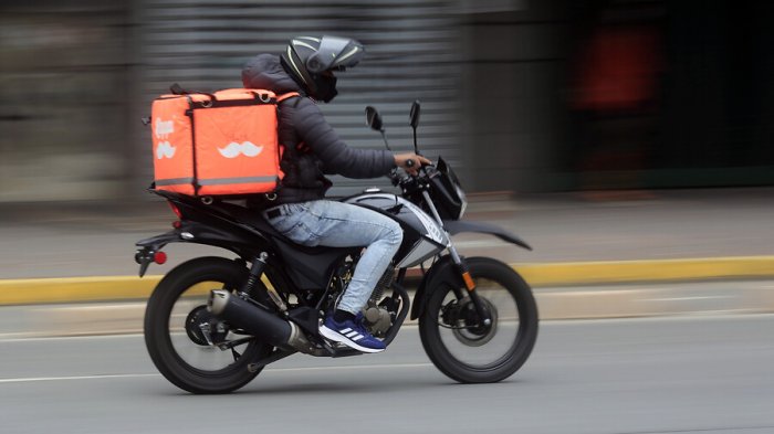 Crean protocolo para un delivery seguro: Buscan evitar los contagios de COVID-19
