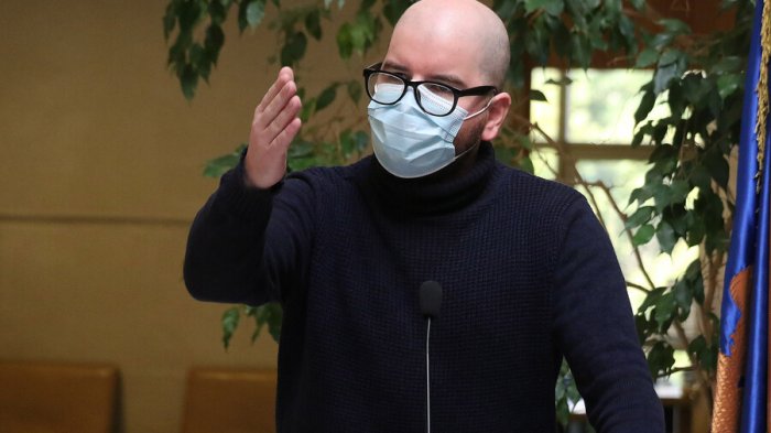 Giorgio Jackson por cuarto retiro: 