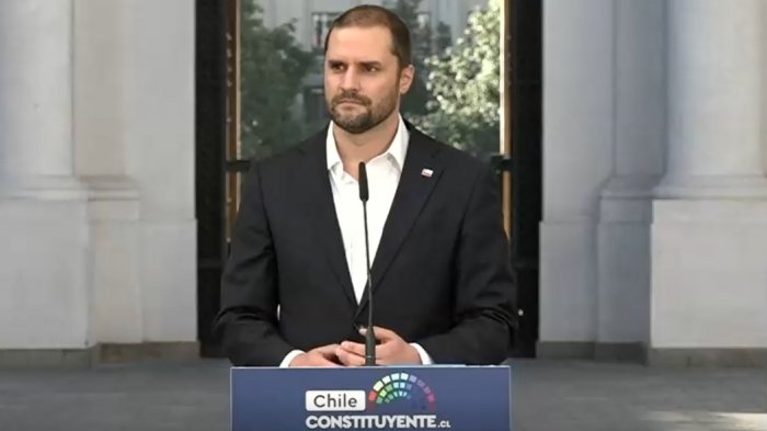 Jaime Bellolio destacó actitud autocrítica del Gobierno tras conocer últimos resultados de Encuesta CEP