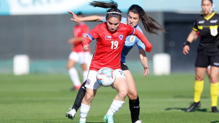 La Roja femenina se impuso por la cuenta mínima ante Uruguay