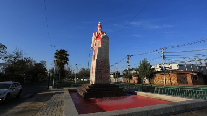 PS evalúa acciones legales tras vandalización a monumento de Allende: 