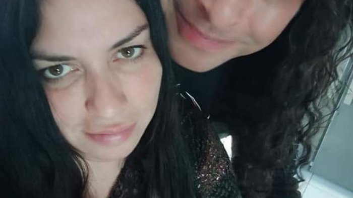 Muere chilena contagiada de COVID-19 en Estados Unidos: Tramitan su repatriación