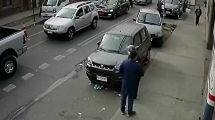 Detuvieron al “ladrón de la cotona”, hombre que le robó el dinero de la pensión a un adulto mayor