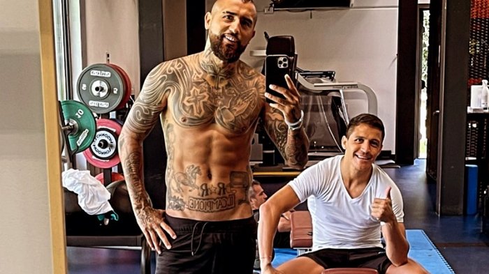 “Más fuertes que nunca”: La motivadora frase de Vidal junto a Alexis que ilusiona a la Roja